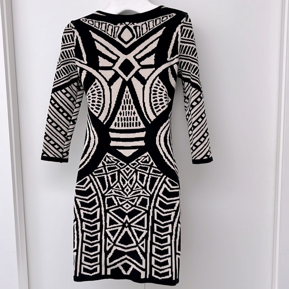 Art Deco Print Mini Sweater Dress - Picture 9 of 12
